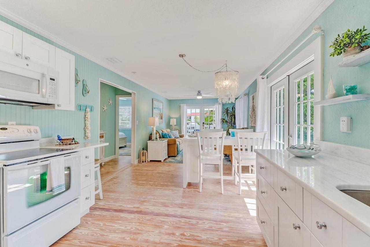 Coral Cottage Retreat North North Naples 外观 照片